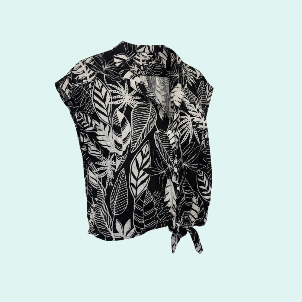 Old Navy XL Black White Tropical Tie Front Blouse Casual